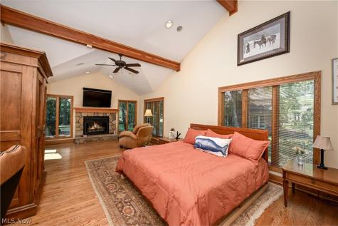11197 Arrowhead Drive Grafton OH 44044