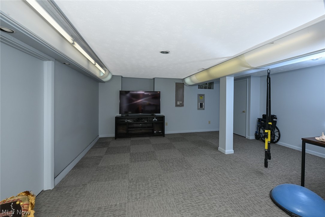 11197 Arrowhead Drive Grafton OH 44044