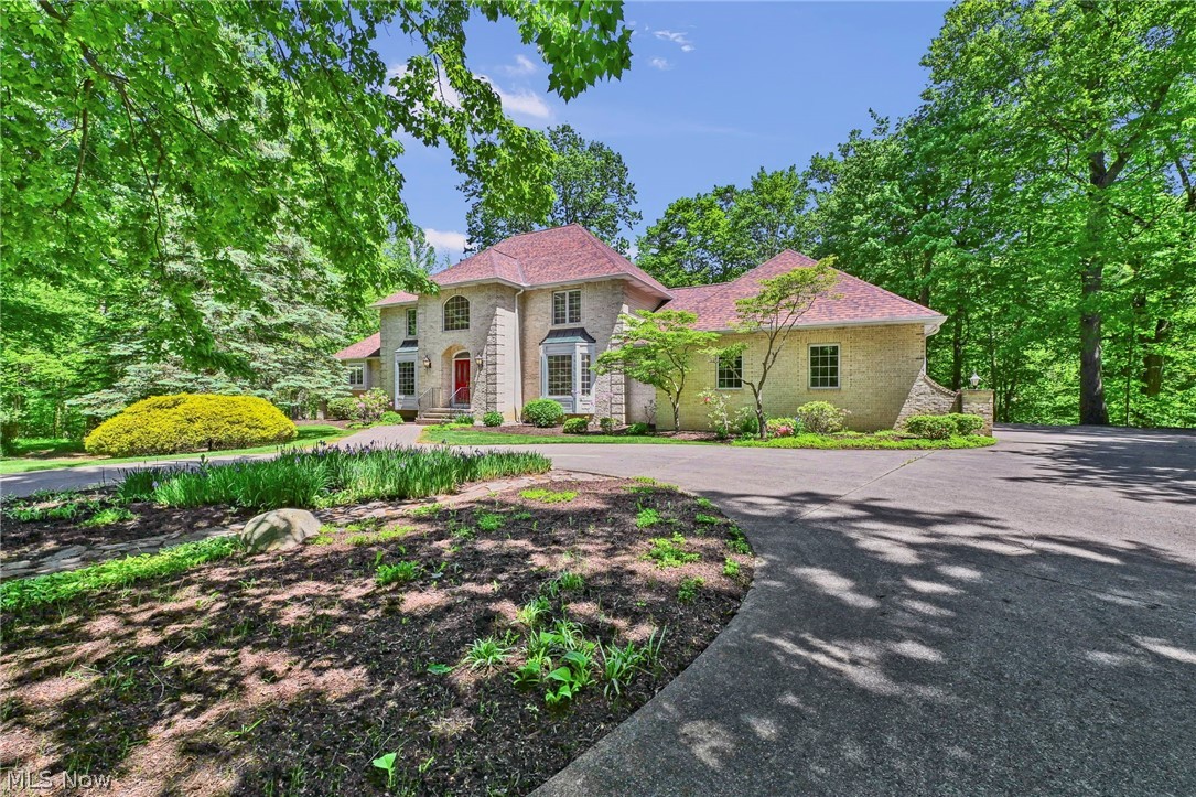 9155 Woods Way Drive Kirtland OH 44094