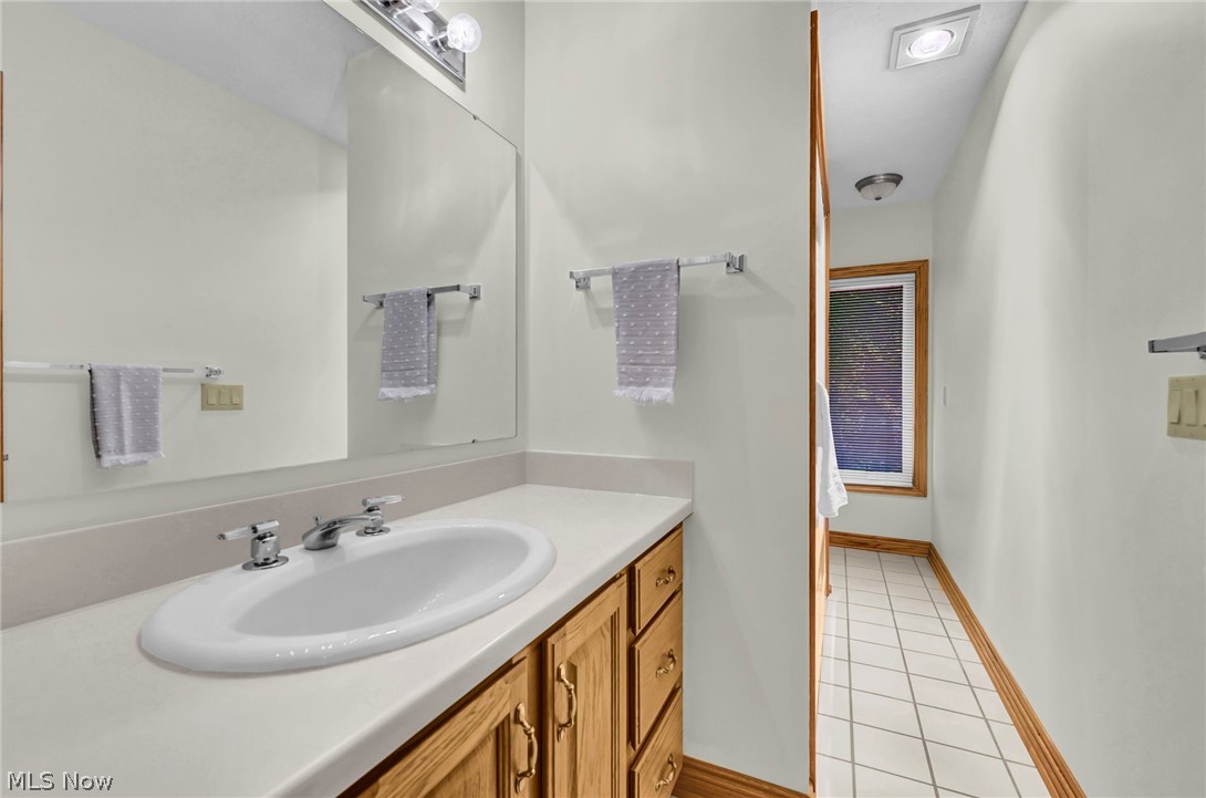 9155 Woods Way Drive Kirtland OH 44094