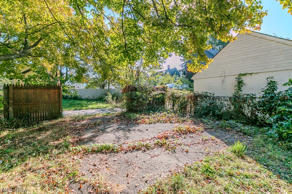 3709 E 69th Street Cleveland OH 44105