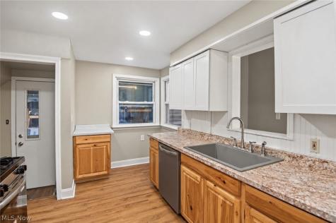 137 Wilson Avenue Niles OH 44446