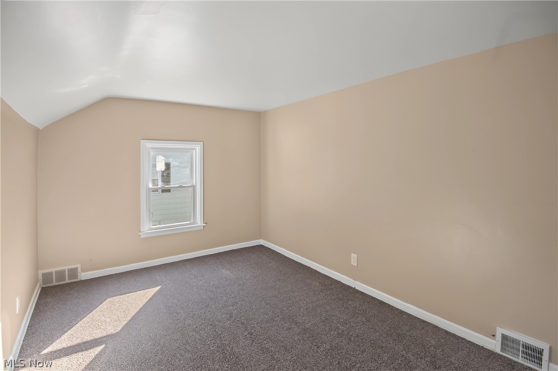 137 Wilson Avenue Niles OH 44446