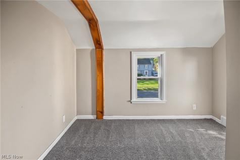 137 Wilson Avenue Niles OH 44446