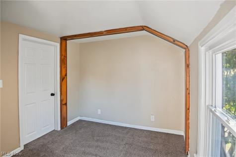 137 Wilson Avenue Niles OH 44446
