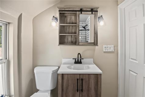 137 Wilson Avenue Niles OH 44446