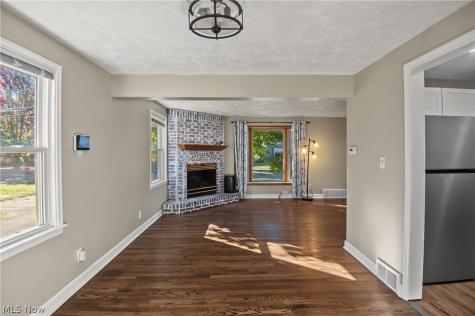 137 Wilson Avenue Niles OH 44446