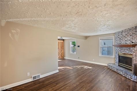 137 Wilson Avenue Niles OH 44446