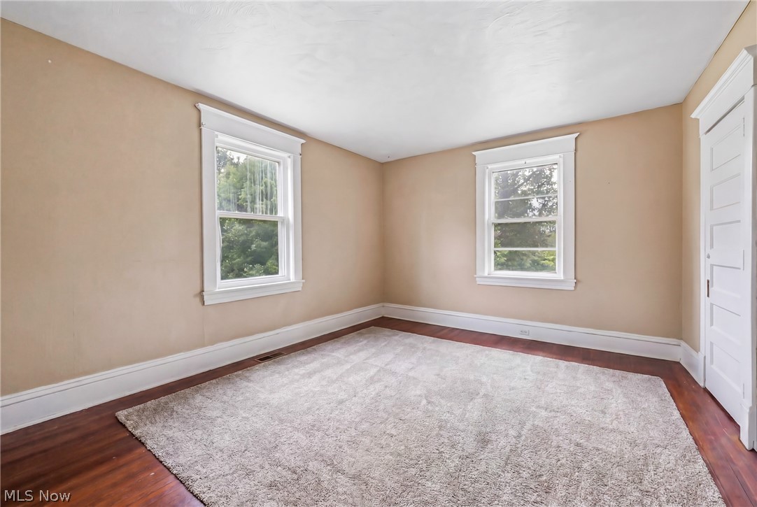 236 N Heights Avenue Youngstown OH 44505