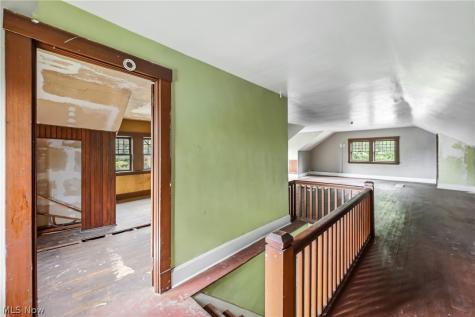 236 N Heights Avenue Youngstown OH 44505