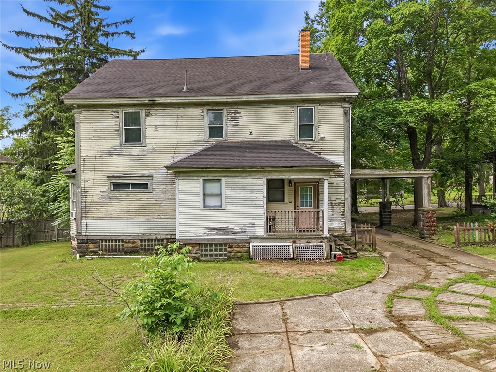 236 N Heights Avenue Youngstown OH 44505