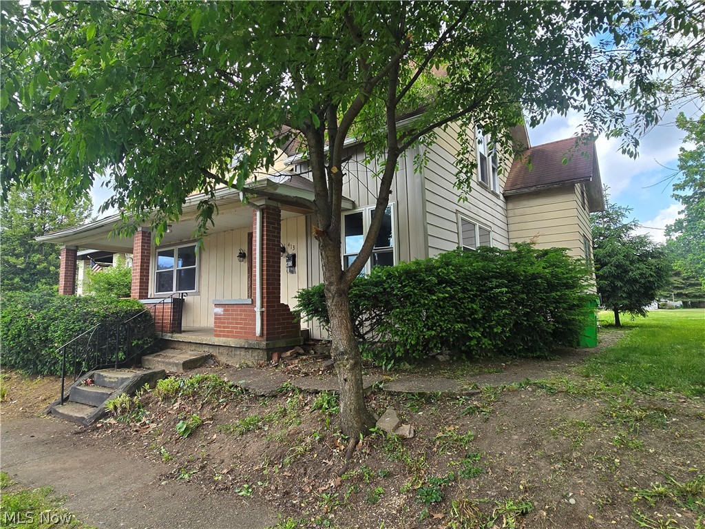 413 N 9th Street Coshocton OH 43812