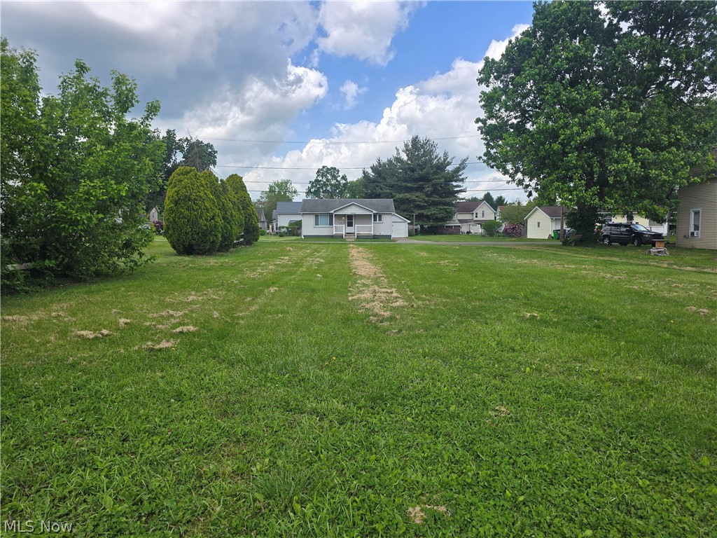 413 N 9th Street Coshocton OH 43812