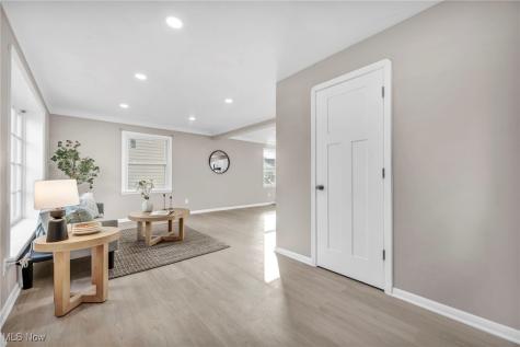 3726 W 169th Street Cleveland OH 44111