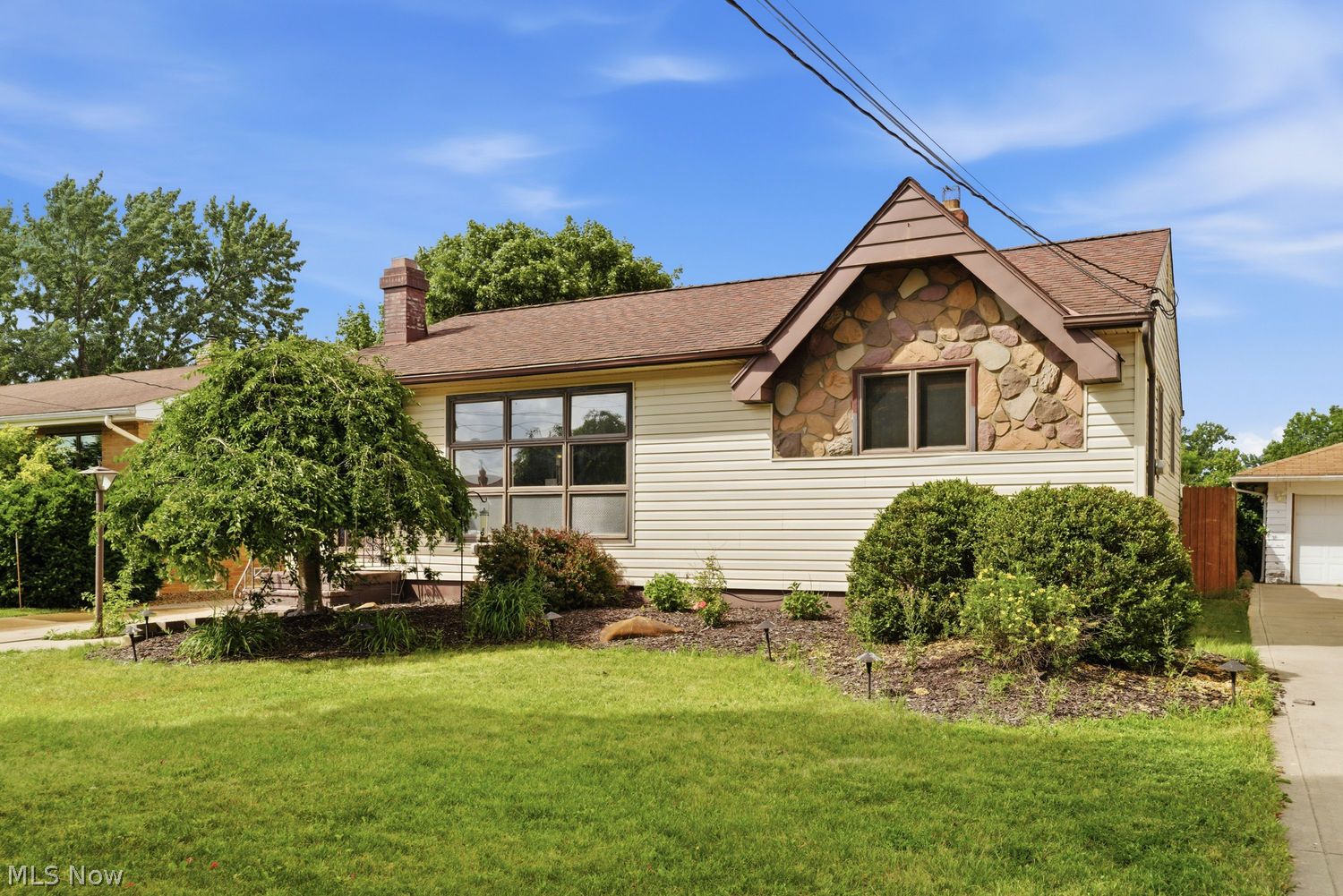 15624 Hocking Boulevard Brook Park OH 44142