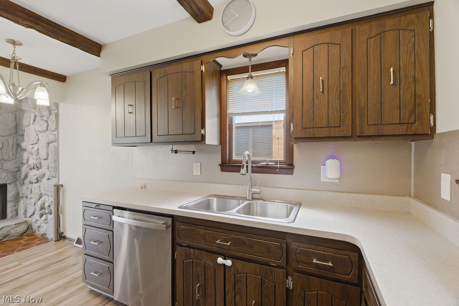 15624 Hocking Boulevard Brook Park OH 44142