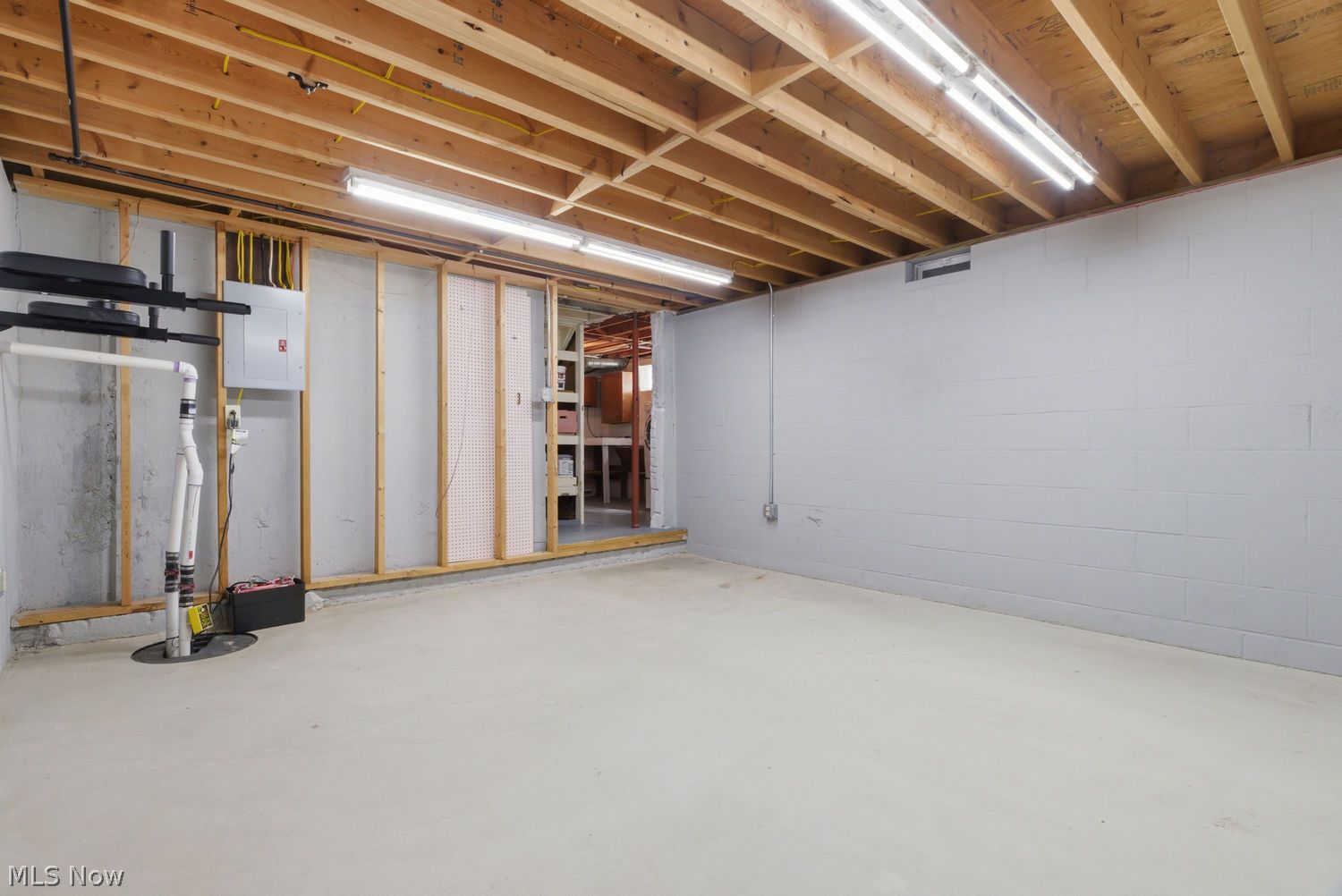 15624 Hocking Boulevard Brook Park OH 44142