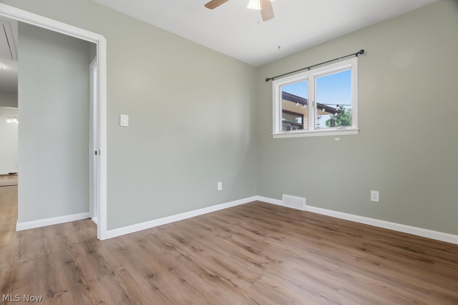 15624 Hocking Boulevard Brook Park OH 44142