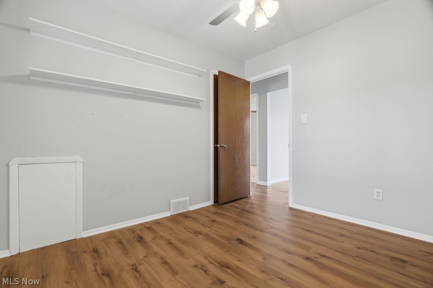 15624 Hocking Boulevard Brook Park OH 44142
