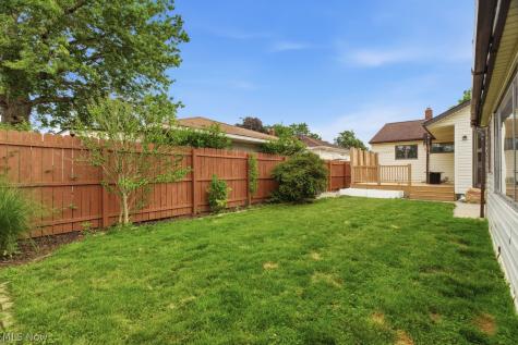 15624 Hocking Boulevard Brook Park OH 44142