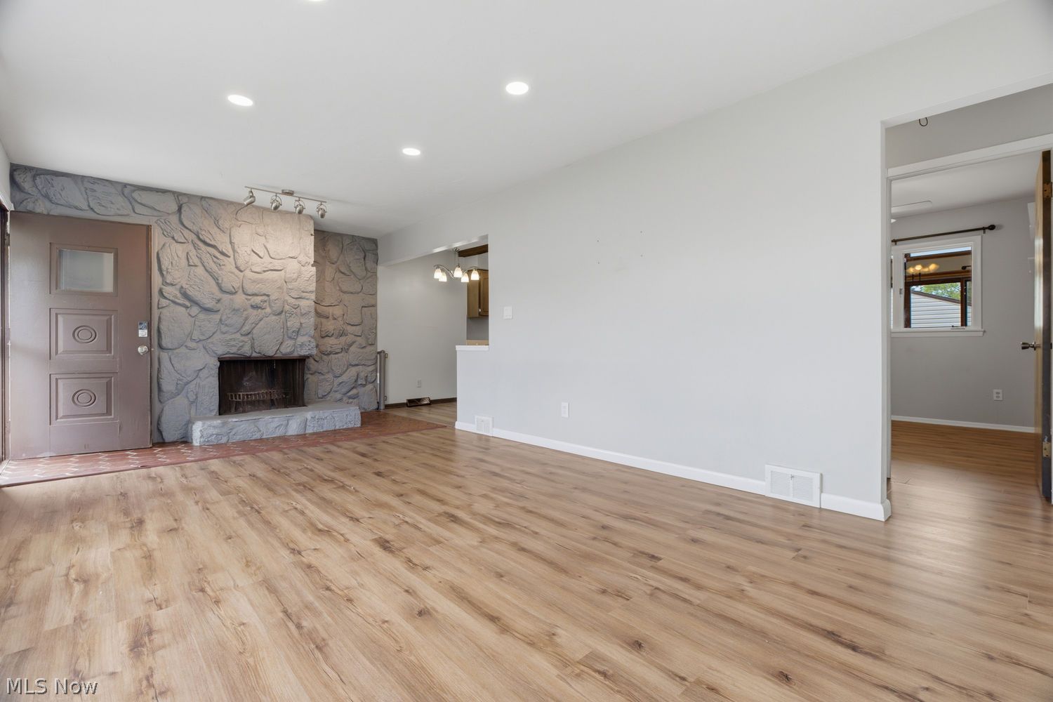15624 Hocking Boulevard Brook Park OH 44142