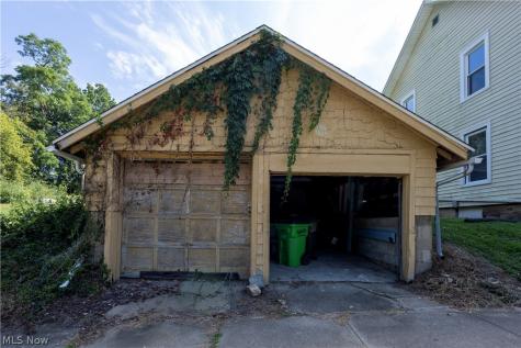 367 W Larwill Street Wooster OH 44691