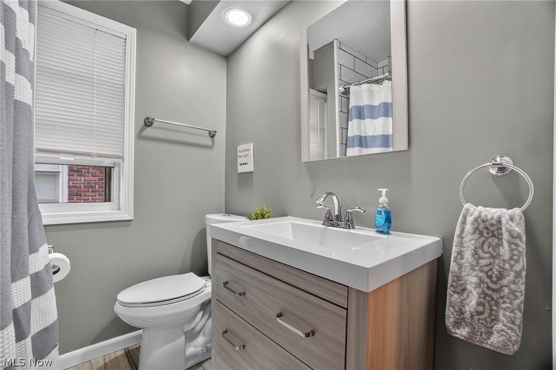 3872 E 40th Street Newburgh Heights OH 44105