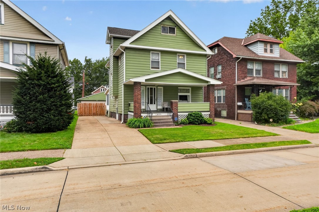 3872 E 40th Street Newburgh Heights OH 44105