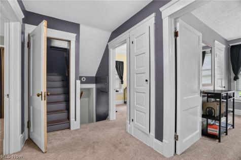 3872 E 40th Street Newburgh Heights OH 44105