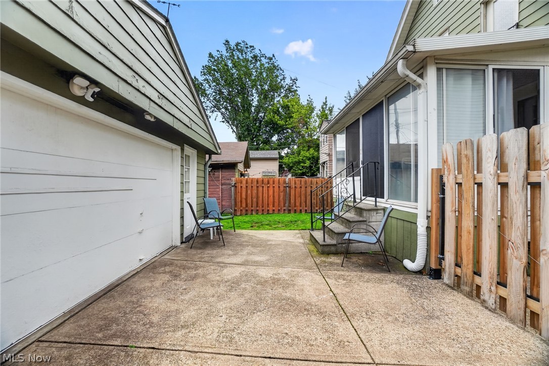 3872 E 40th Street Newburgh Heights OH 44105