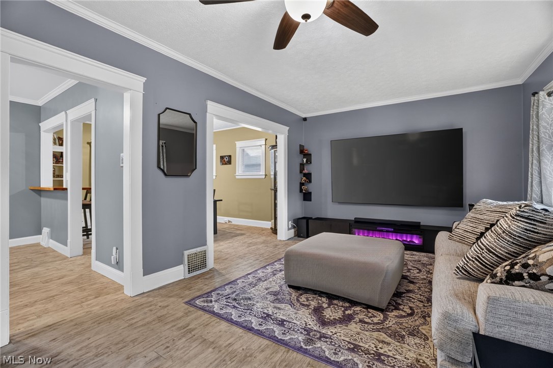 3872 E 40th Street Newburgh Heights OH 44105