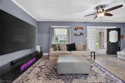 3872 E 40th Street Newburgh Heights OH 44105