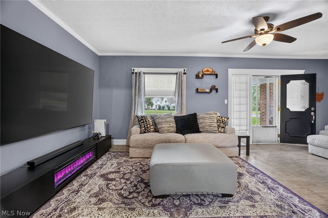 3872 E 40th Street Newburgh Heights OH 44105