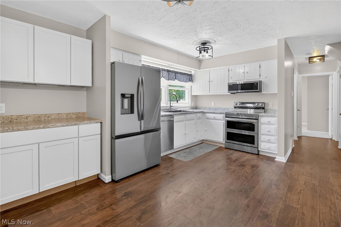 982 Marilyn Drive Wooster OH 44691