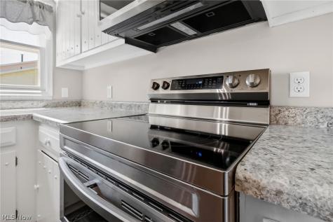 982 Marilyn Drive Wooster OH 44691