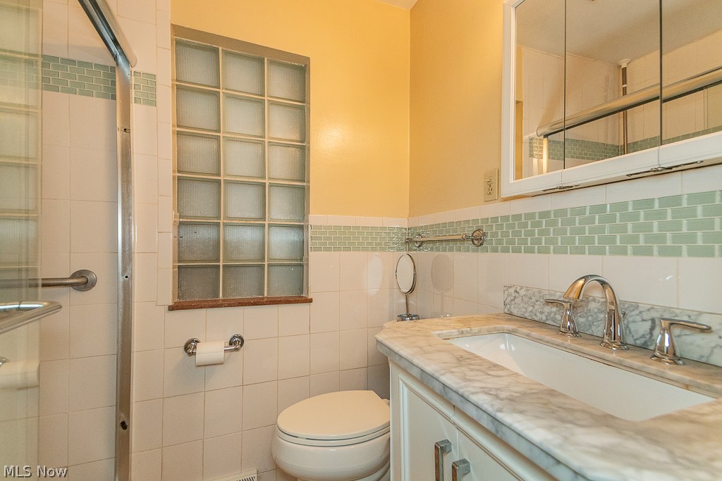 1292 Irene Road Lyndhurst OH 44124