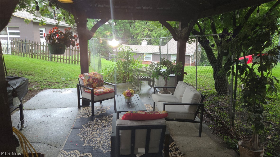 2074 Newark Road Zanesville OH 43701