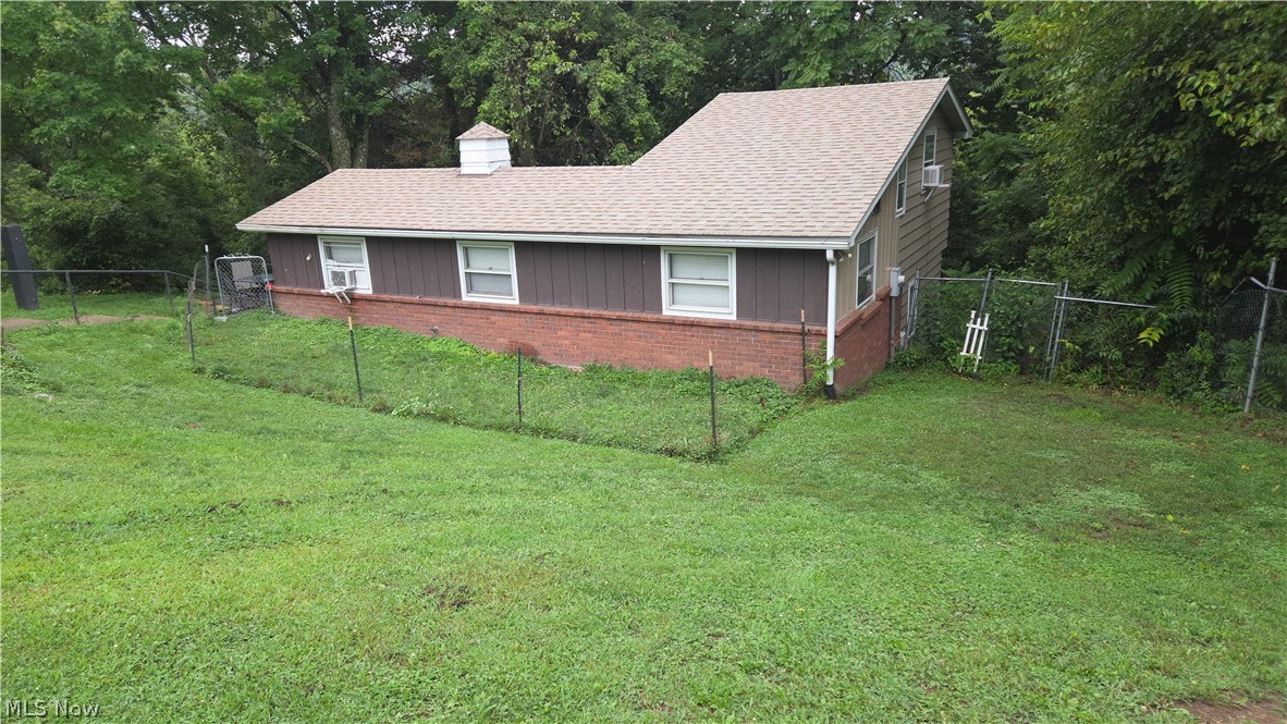 2074 Newark Road Zanesville OH 43701