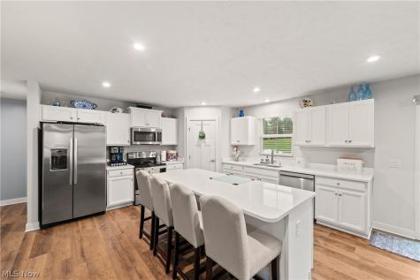 307 Pebble Creek Court Amherst OH 44001