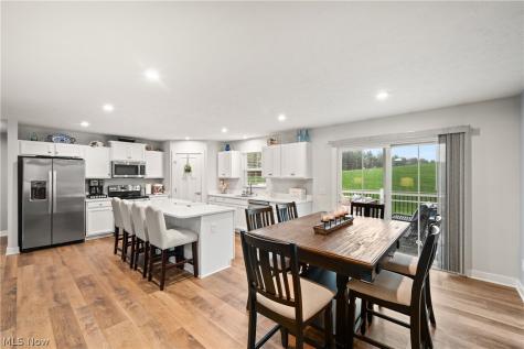307 Pebble Creek Court Amherst OH 44001