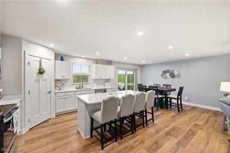 307 Pebble Creek Court Amherst OH 44001