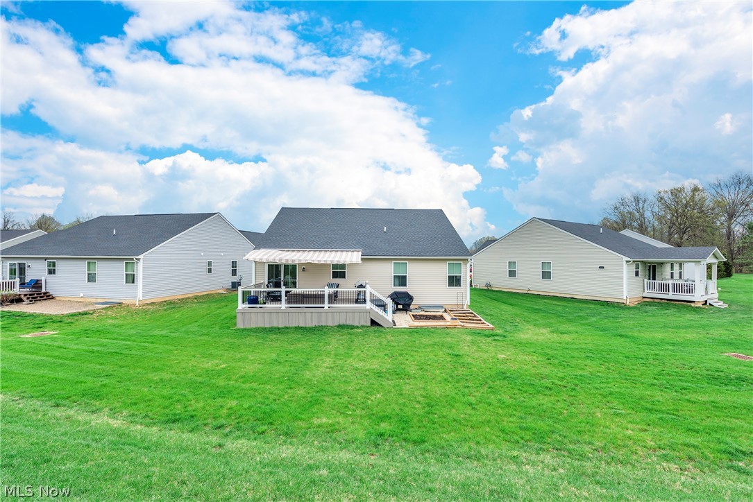 307 Pebble Creek Court Amherst OH 44001