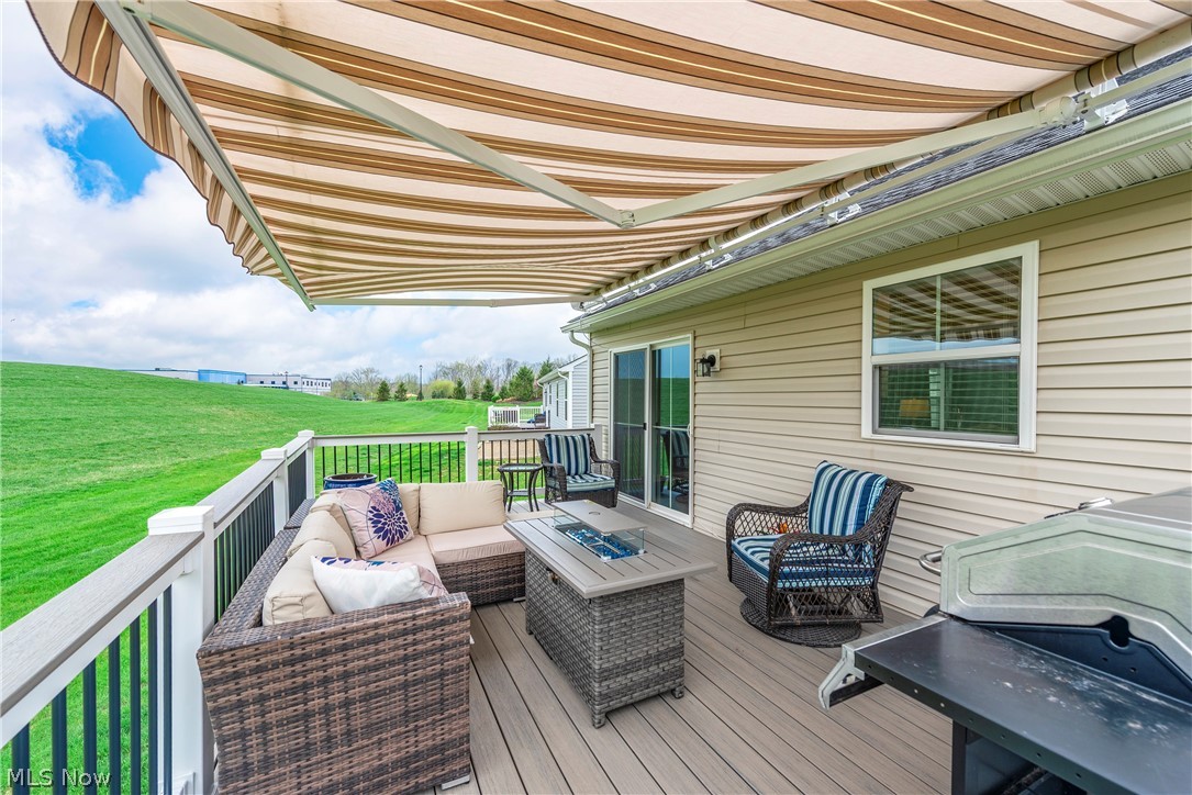 307 Pebble Creek Court Amherst OH 44001