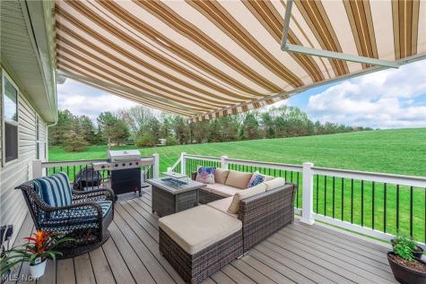 307 Pebble Creek Court Amherst OH 44001