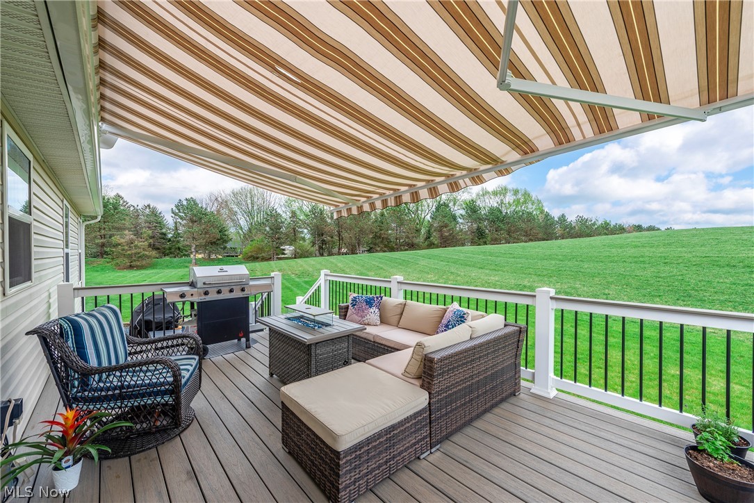 307 Pebble Creek Court Amherst OH 44001