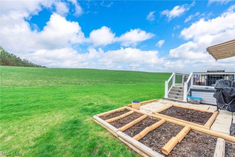 307 Pebble Creek Court Amherst OH 44001