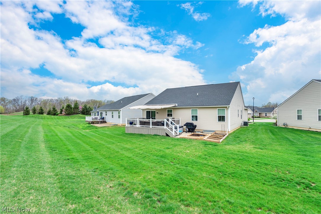 307 Pebble Creek Court Amherst OH 44001