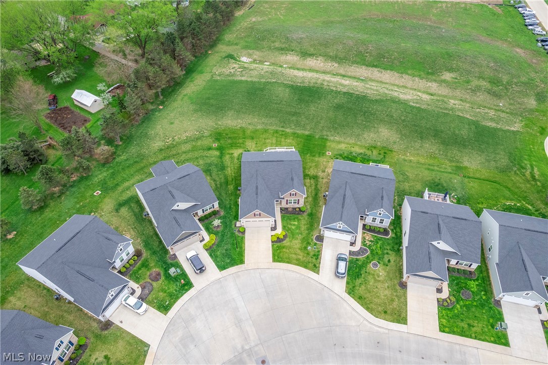 307 Pebble Creek Court Amherst OH 44001