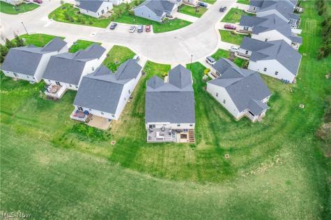307 Pebble Creek Court Amherst OH 44001