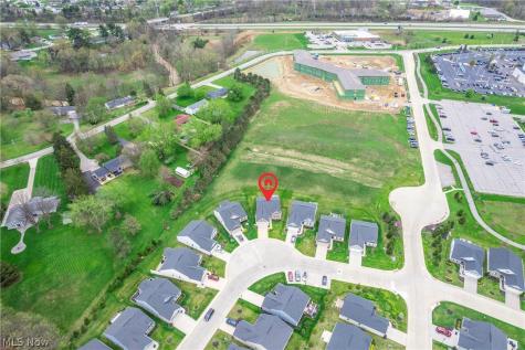 307 Pebble Creek Court Amherst OH 44001